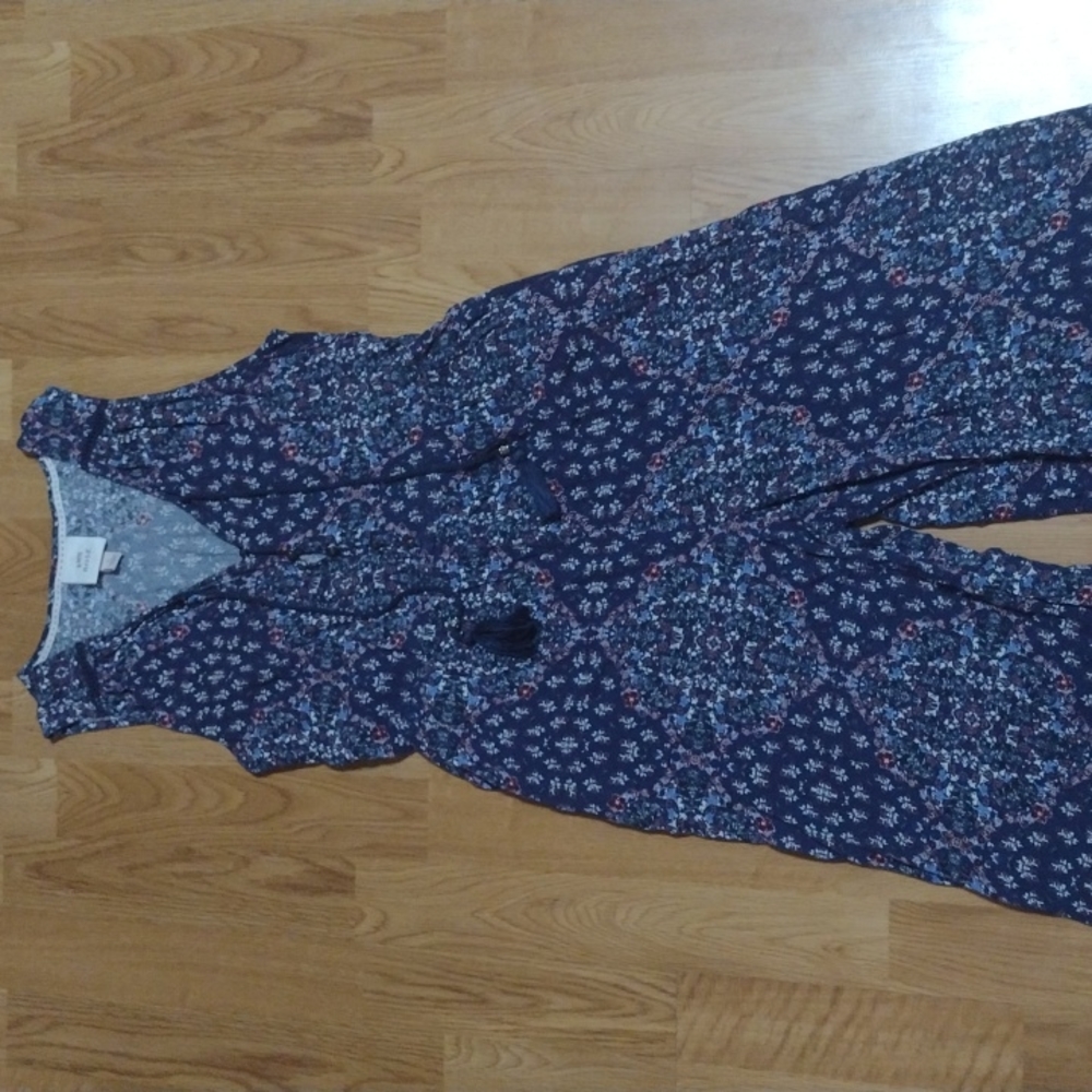 Knox Rose Romper Size Small